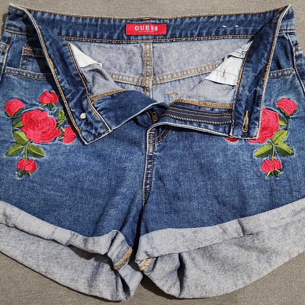 GUESS WOMEN'S DENIM SHORTS - Picture 3 of 8